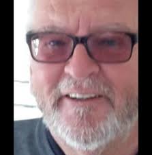 Saw this tile decorated wall today and wondered if anyone knows someone who  does it.