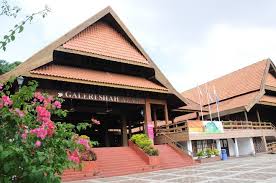 The city is well connected to. 5 Tempat Menarik Di Shah Alam Mny Homestay Shah Alam