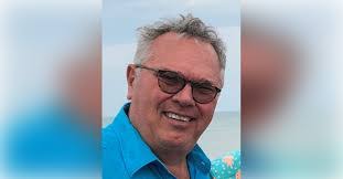 Benjamin Heath's Instagram, Twitter & Facebook