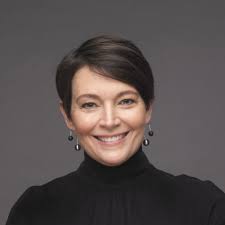 Kelly Vanasse's Instagram, Twitter & Facebook