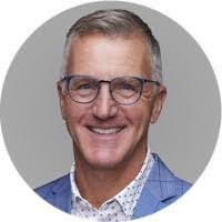 Edward Bonetti's Instagram, Twitter & Facebook