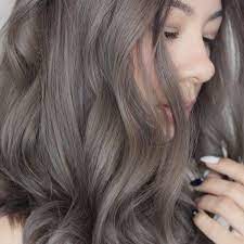 Ash Brown Hair Can Be A Very Cool Idea To Put On If You Are Natural Blonde Trying To Go Brunette You Can Do An Ash Hair Color Light Hair Color