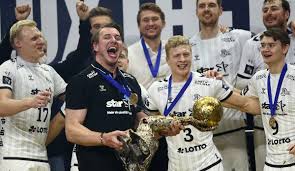 Bedankt sich bei irmi für ihr engagement und ihre geleistete arbeit. Thw Kiel Gewinnt Gegen Barcelona Die Champions League
