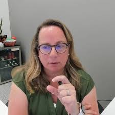 Carrie Maldonado's Instagram, Twitter & Facebook