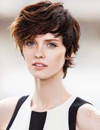 Pour certaines coupes de cheveux il vous sera c un site bien qui nous apprend des trucs en manga ,avant j'étas celle sinon jadore les coupe de tutoriel manga comment dessiner les cheveux your title. Le Top De Coupes De Cheveux De 2014 Coupe De Cheveux Coupe De Cheveux Courte Cheveux Courts
