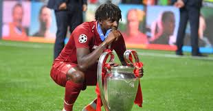 Ecco dove e quando si gioca la finalissima della prossima edizione della competizione europea. Divock Origi Champions League Medal Cirplaird
