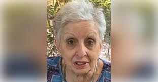 Delores Capps's Instagram, Twitter & Facebook