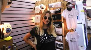 Además, la feria también tiene stand y productos dedicados a las mascotas. En Feria Buro Venden Productos De Personas Privadas De La Libertad Bogota Gov Co