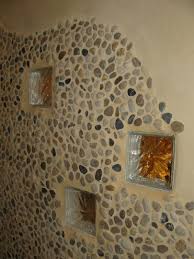 Cloison Douche Beton Cellulaire Tadelakt Galets Paves De Verre Deco Salle De Bain Douche Beton Et Renovation Salle De Bain