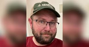 Mark Lohse's Instagram, Twitter & Facebook