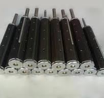 Friction air shaft for paper roller