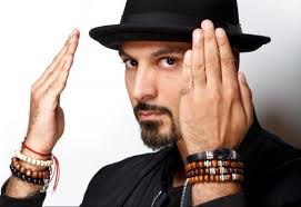 Louis Lennon Music & Downloads