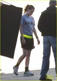 Kristen Stewart Does Army Exercises For Camp X Ray Scenes Photo 2911876 Camp X Ray Kristen Stewart Pictures Just Jared