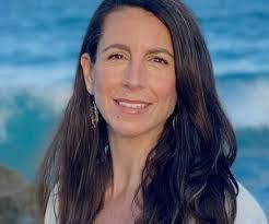 Pauline Buck's Instagram, Twitter & Facebook