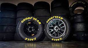 Nascar vehicles are powered by a specially formulated fuel called e15. Next Gen Nascar To Use Single Nut Wheels Professional Motorsport World