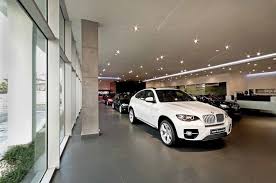 Autogermanica Ag Bmw Showroom By Eduardo De Castro Retail Design Blog Design Showroom Retail Design