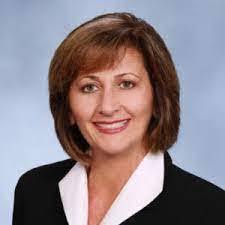 Wendy Karlyn's Instagram, Twitter & Facebook