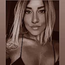 Cardi B without makeup 😍