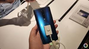 The oneplus 7 pro is powered by the snapdragon 855 chipset with up to 12gb of ram and up to 256gb storage. Oneplus 7 Pro Officially Launched In Malaysia 90hz Display Sd855 Triple Lens From Rm2 999 Klgadgetguy