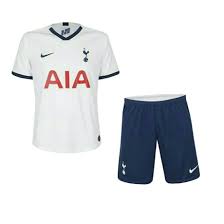 Закажите индивидуальное нанесение фамилии и номера. Futbolnaya Forma Vest Tottenhem Sezon 2019 2020 Domashnyaya