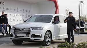 This is just one of the perks of being a player for a major team like real madrid, to get to drive a brand new audi for 12 months, with the possibility of choosing another car for the. Real Madrid Players Get Their Yearly Audis And Many Are Q7 Suvs