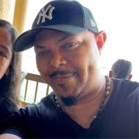 20+ "Len Dyer" profiles