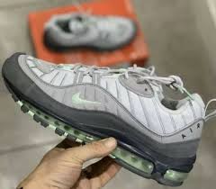Pin By Xander Vanderstraeten On Kleding In 2020 Nike Men Nike Air Max