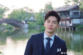 Wong studied at rmit university in australia, and graduated with a degree in mass communications. His Name Is Lawrence Wong Lawrence Wong çŽ‹å† é€¸ Philippines Facebook