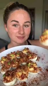 Christi Petersen (thatgirlchristi)