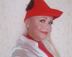 Sleeping Beauty Prince Phillip Deluxe Costume Set (tunic, Cape, and Hat)