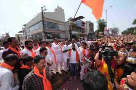 रतलाम के इतिहास में पहली बार निकली इतनी भव्य और विराट कलश यात्रा, चेतन्य  काश्यप फाउंडेशन की श्रीमद् भागवत कथा से पहले निकली यात्रा पर ड्रोन ...