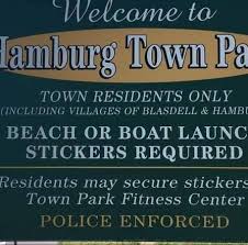See below for a live map of ship positions in hamburg, schedules for vessels arriving (port calls), the list of ships currently in port, a company register and a local weather forecast. Hamburg Beach Home Facebook