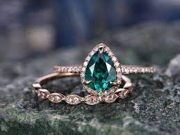 Green Emerald Engagement Ring Set Rose Gold Emerald Ring Vintage Diamond Halo Ring May Birthstone Ring 2pcs Wedding Ring Set Promise Ring Emerald Wedding Rings Emerald Ring Vintage Emerald Ring Gold