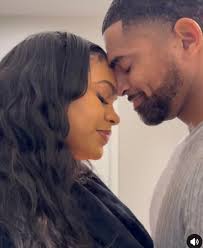 Does she forget she's dating Amber's husband