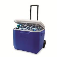 It features cool riser technology™ so drinks and snacks stay cold all day. Coleman 60 Qt Wheeled Cooler