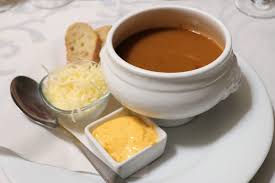 La Sauce Rouille Maison Parfaite Pour Accompagner Une Bouillabaisse Ou Une Soupe De Poisson Recette Rouille Sauce Rouille Alimentation
