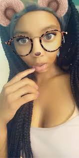 Michelle Croom (@snoopymichelle1)