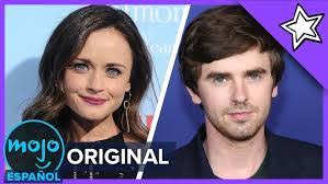 Elizabeth Espindola's Instagram, Twitter & Facebook