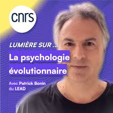 Stream episode Lumière sur... La psychologie évolutionnaire by Lumière  sur... podcast
