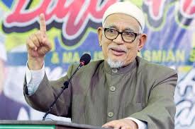 Presiden pas, datuk seri abdul hadi awang semalam menang perbicaraan kes saman terhadap sarawak report di mahkamah tinggi di london atas fitnah yang tidak. Bergema Presiden Pas Tarik Saman Sr