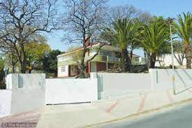 After massive pressure from world leaders, the zambian government moved former president kenneth kaunda from prison and put him under house arrest. Namibia Donates A House To Kenneth Kaunda The Herald