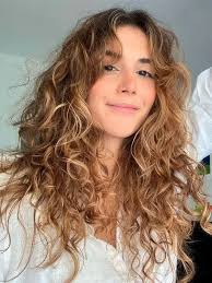 Abigail Connor (ahkconnor)