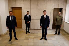 Liga bank eg regensburg (innenstadt) deutsche rheuma liga e.v. Oberpfalzer Volksbanken Und Raiffeisenbanken Setzen Wachstumskurs Fort Tva