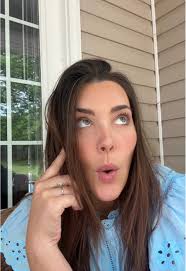 So catchy. 🩵🩵🩵🤠