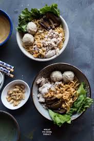 Easy Singapore Bak Chor Mee Minced Pork Noodle Just Imagine Chewy And Bouncy Noodles Are Tossed With S Pork Noodles Easy Asian Recipes Asian Noodle Recipes