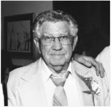 Steven Gandee's Instagram, Twitter & Facebook