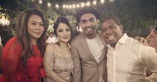 Chord gitar edo kondologit aku papua. Sebelum Wafat Edo Ungkap Rencana Dahsyat Glenn