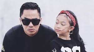 Maybe you would like to learn more about one of these? Enda Ungu Ingin Orang Yang Melecehkan Putrinya Melakukan Ini Di Hadapannya Okezone Celebrity