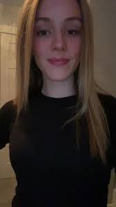 Tessa Fitch's Instagram, Twitter & Facebook