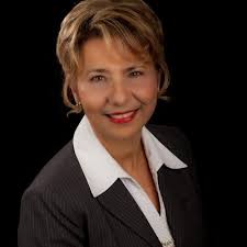 Joyce Pearson (@JoyceJPearson)